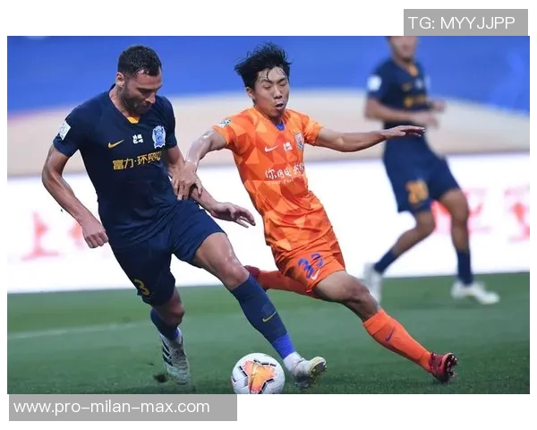 鲁能泰山足球队队员的成长历程与赛场表现分析